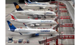 空姐直播间“再就业”，航空营收面临大考