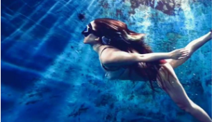 34岁美女老板原创美人鱼尾巴，远销东南亚，明星、剧组都找她定制