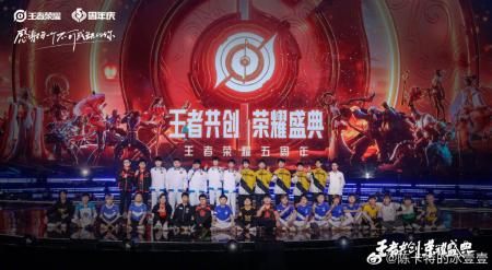 2020双11开幕直播盛典：把17个直播间搬上舞台