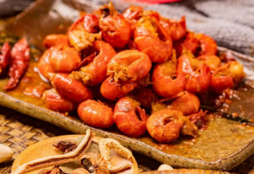 鲜香麻辣小零食，夏季备货必选——虾小馋即食小龙虾！