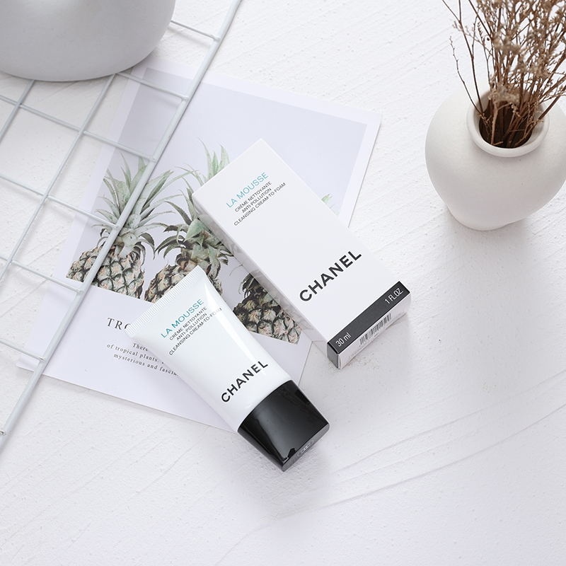 泽睿香奈儿山茶花洗面奶30ml